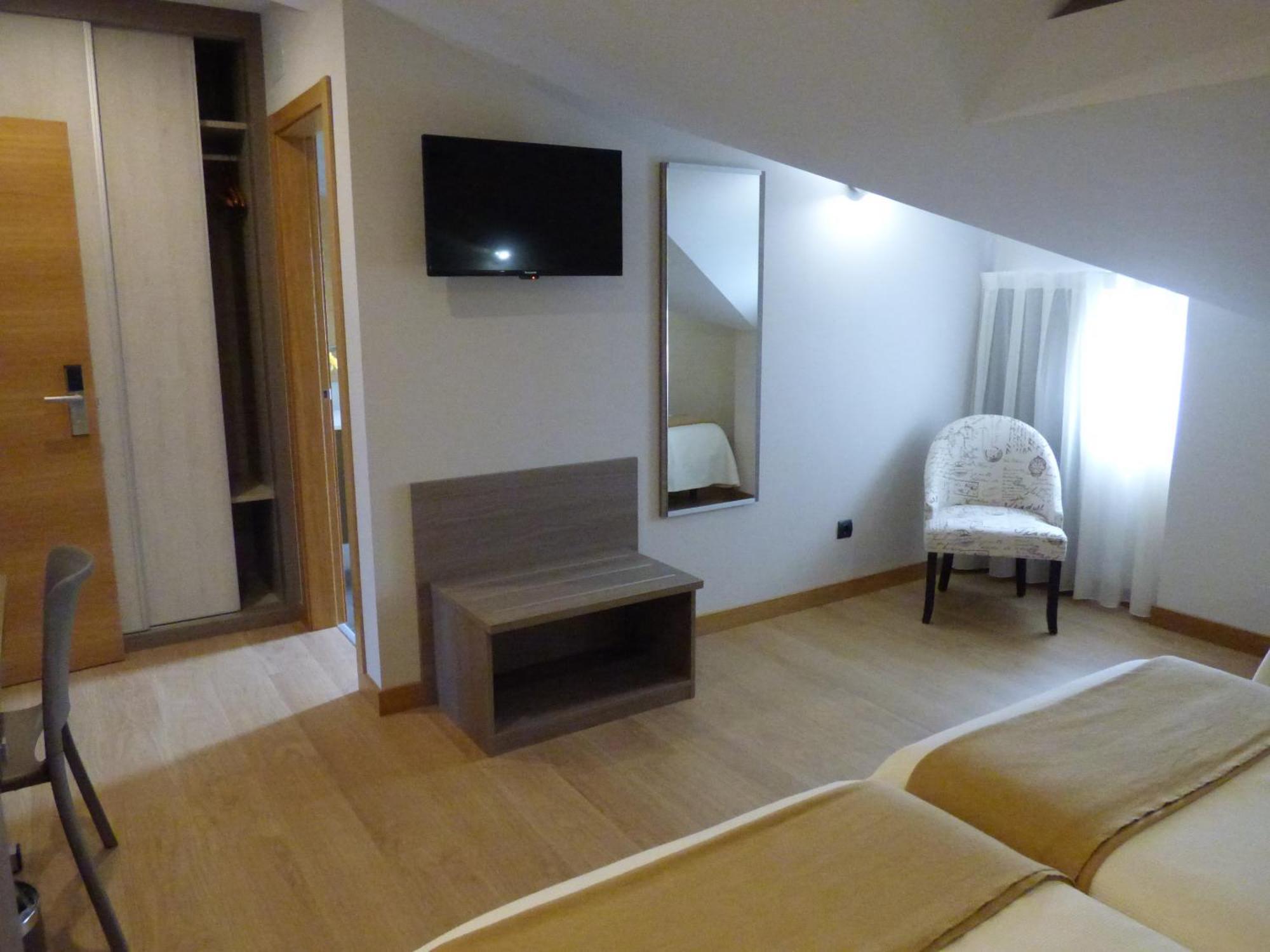 Hotel Mercedes Camargo Dış mekan fotoğraf